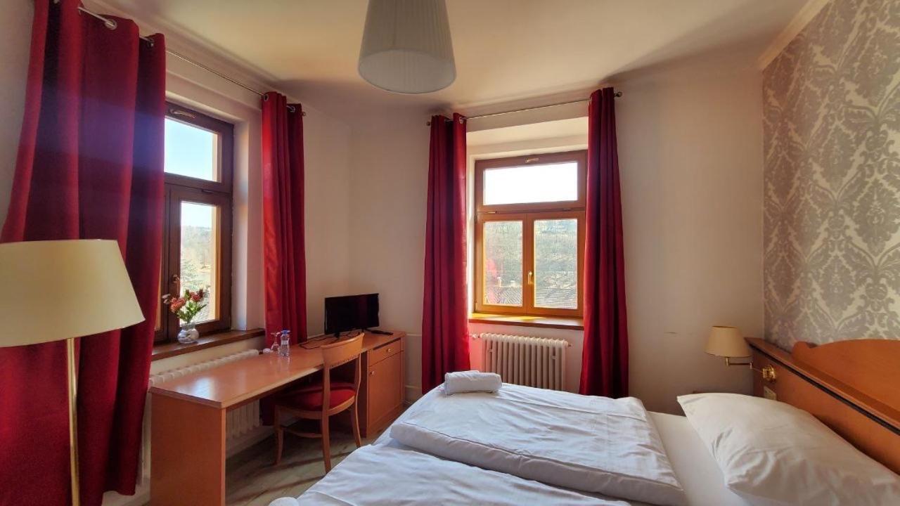 Uniqhotel Cesky Sternberk Extérieur photo