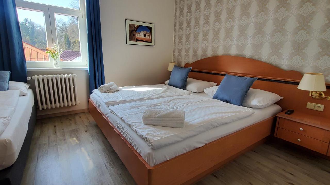 Uniqhotel Cesky Sternberk Extérieur photo