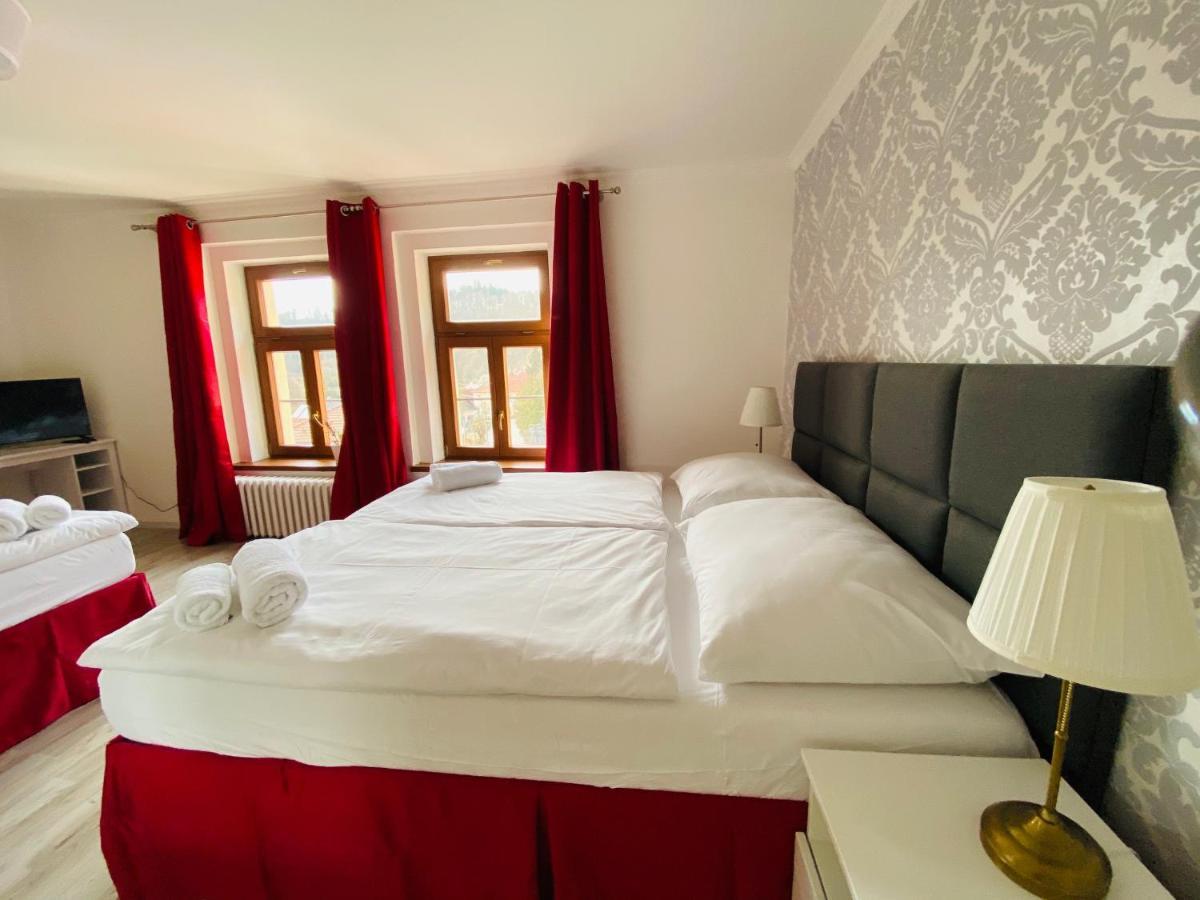 Uniqhotel Cesky Sternberk Extérieur photo